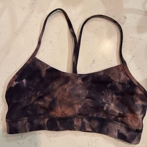 Lululemon Flow Y Sports Bra Size 6